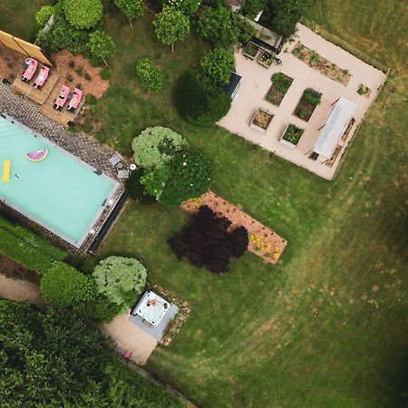Paddock Lodge - Suites Wellness & Chambres D'Hotes Stoumont Exteriör bild
