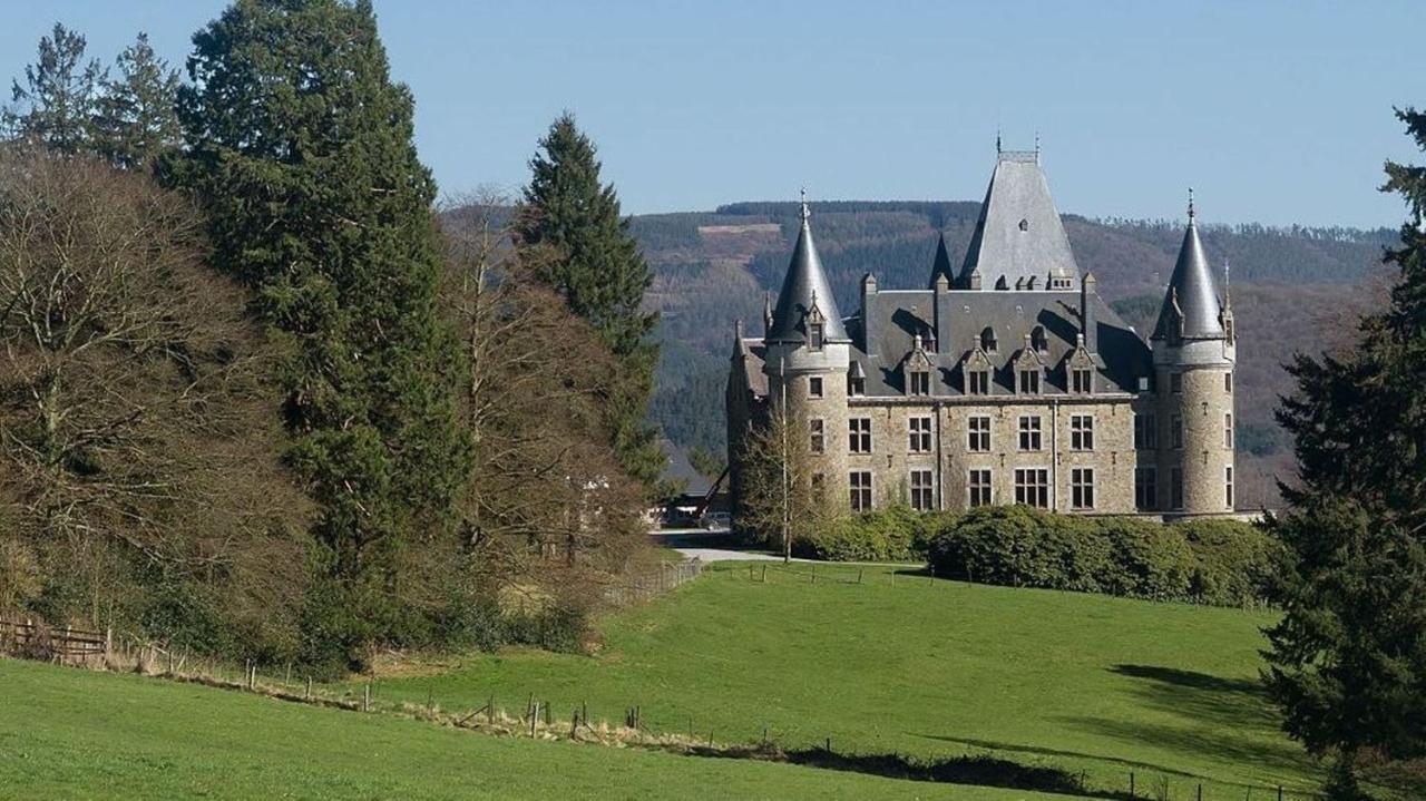 Paddock Lodge - Suites Wellness & Chambres D'Hotes Stoumont Exteriör bild