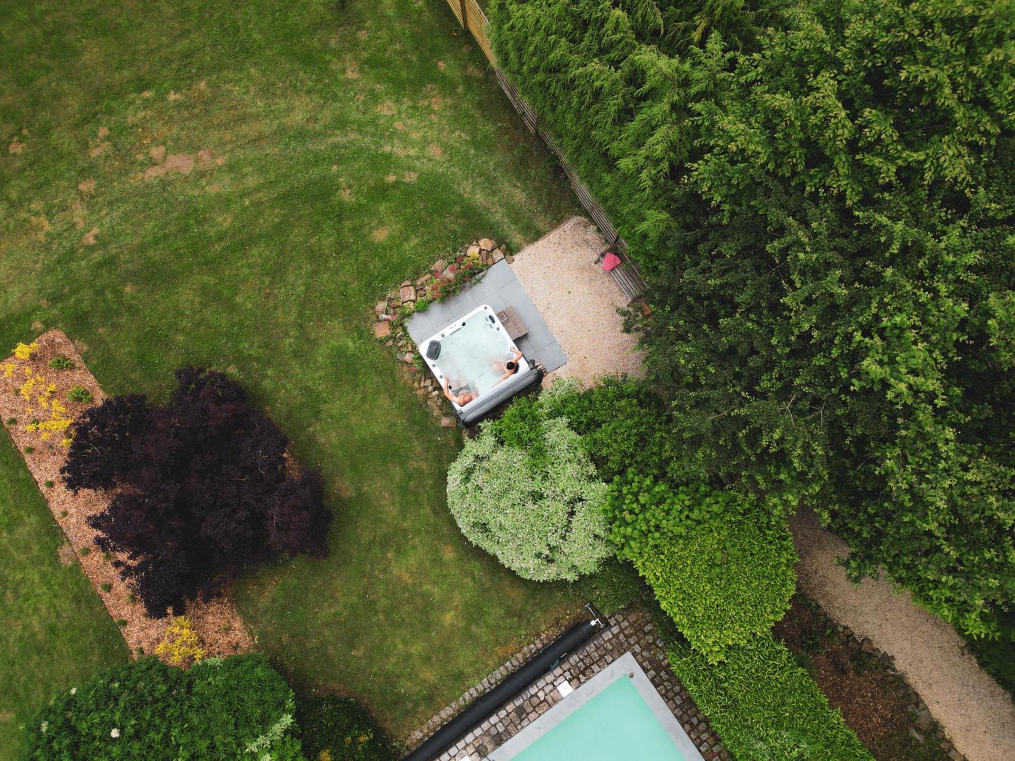 Paddock Lodge - Suites Wellness & Chambres D'Hotes Stoumont Exteriör bild